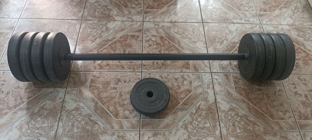 Vând  Haltera bara drepta 25kg  petru acasă