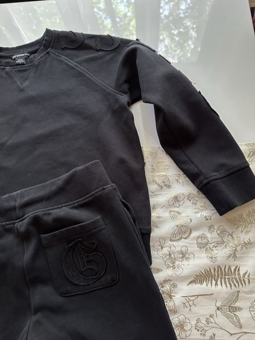 Сет на Guess ! 7 години