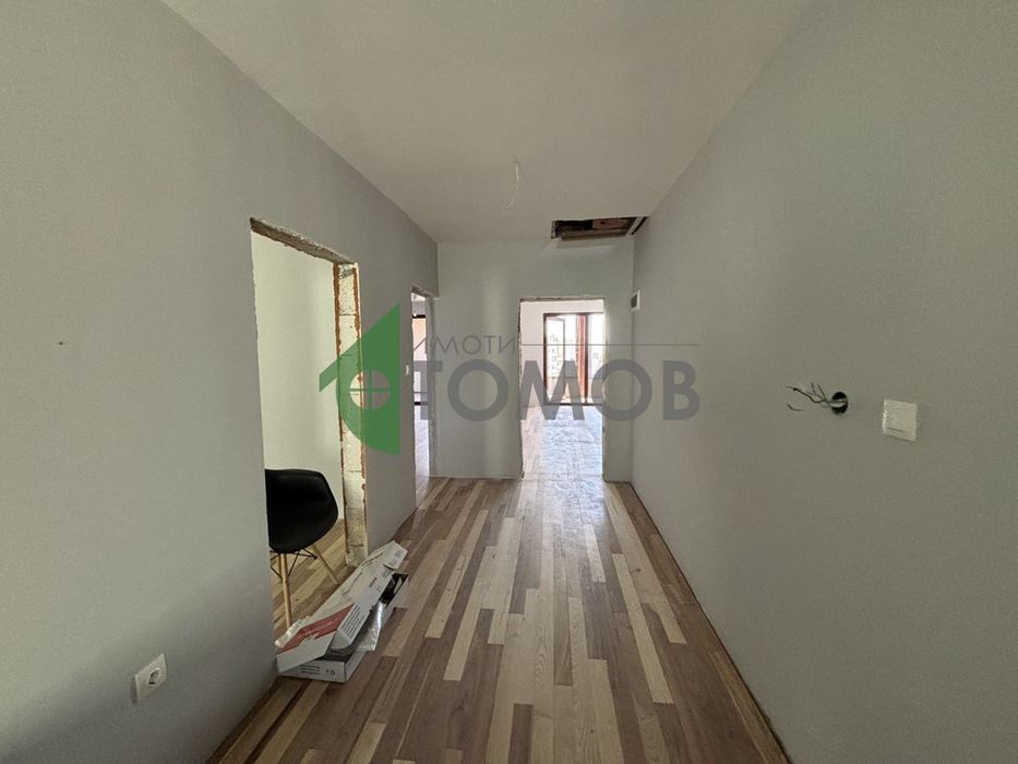 Луксозна еднофамилна къща в района на Железник