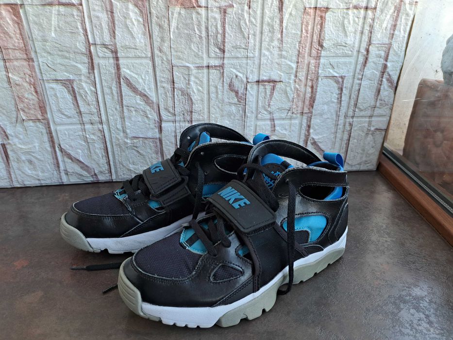 маратонки за момче,кожени кецове,спортни обувки Nike,найк,номер 38,5