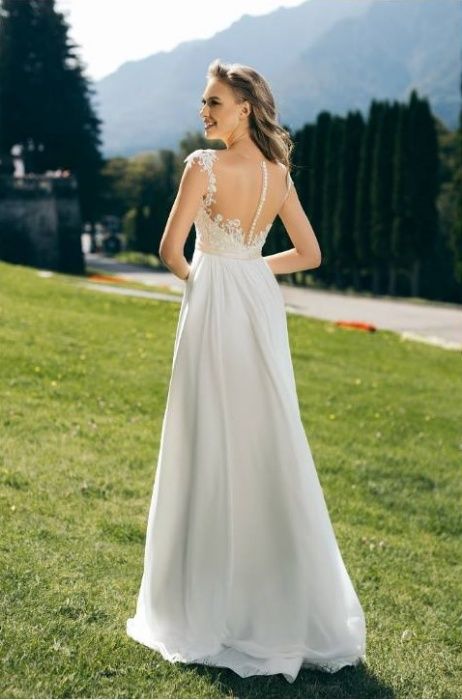 Rochie + Voal + Diadema + Capa Mireasa BestBride 2018. Pret Negociabil