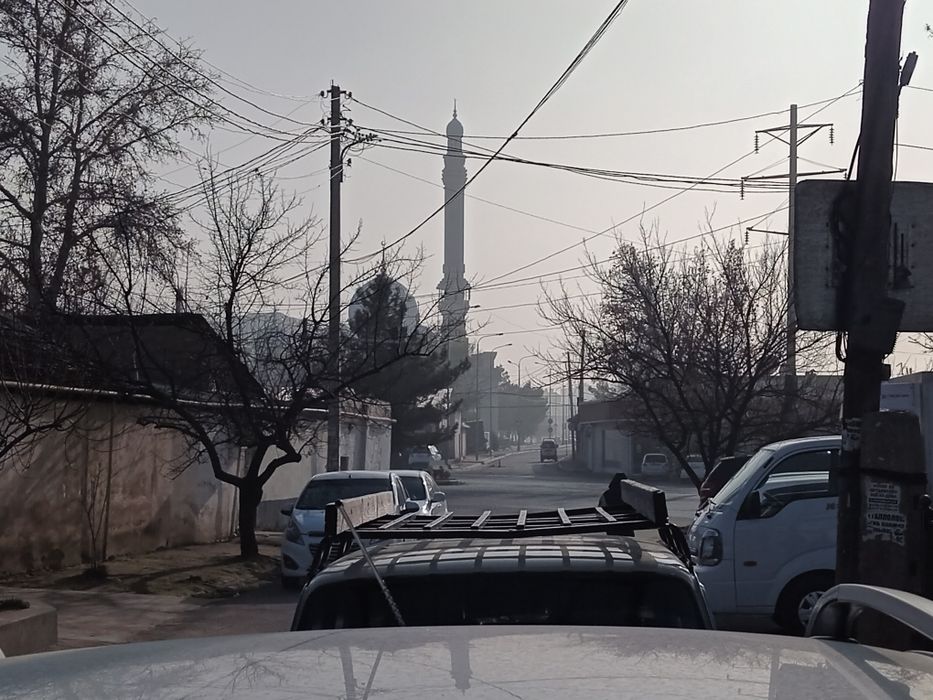 SROCHNIY ER sotiladi 6,5sotih