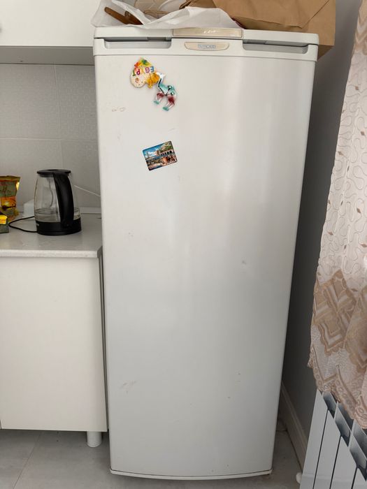 Холодильник даром