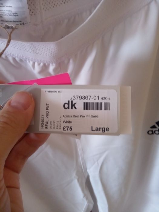 Pantaloni adidas real madrid mărimea L noi cu eticheta