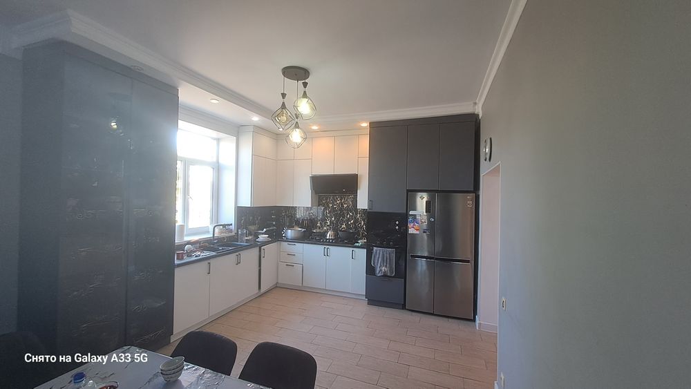 Продам дом двухуровневый