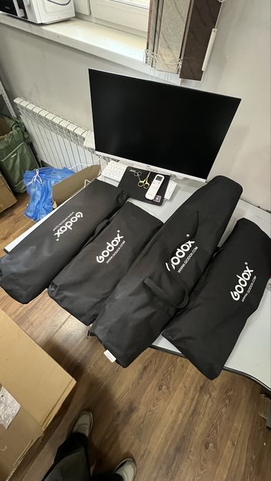 Godox импульсный студийный свет