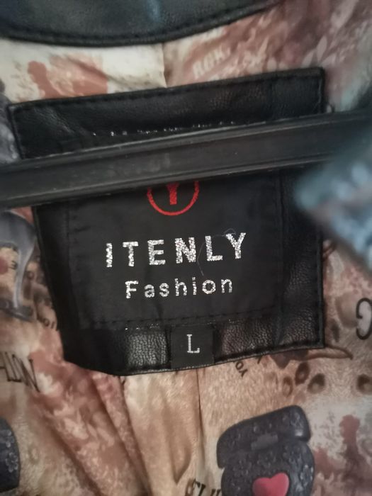 Дамско кожено яке