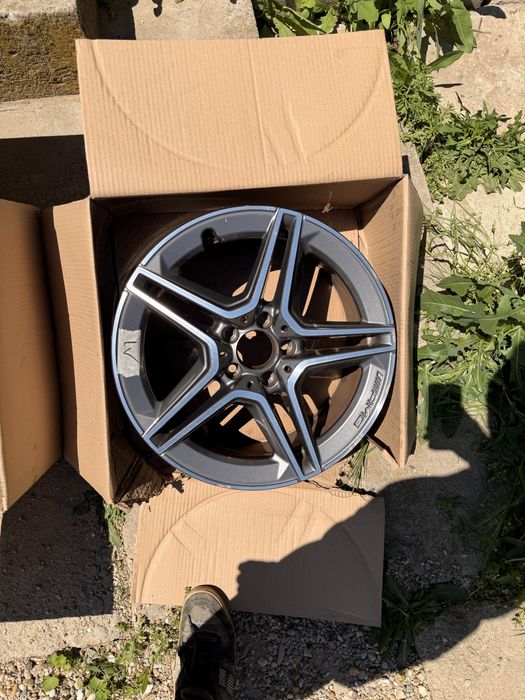 Jante Originale Mercedes AMG R 18 2 latimi