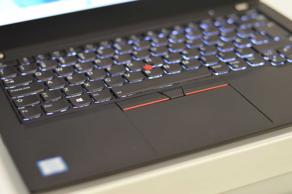 Lenovo ThinkPad T490 – 14" Full HD IPS / i5-8265U / 16GB DDR4 / 512GB