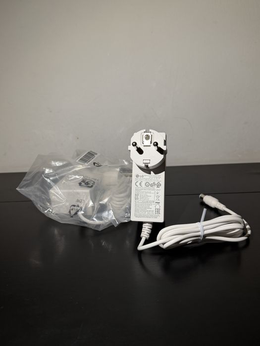 Alimentator LG 19V 2.53A