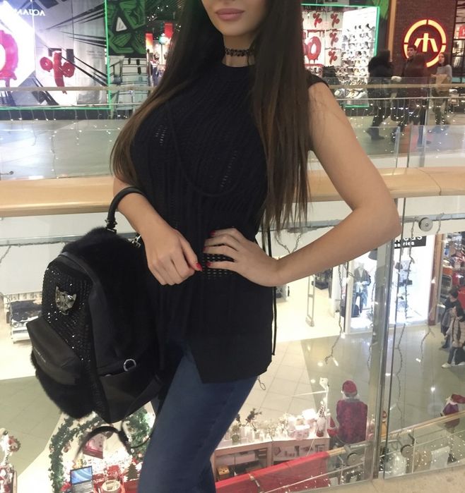 Блуза без ръкав