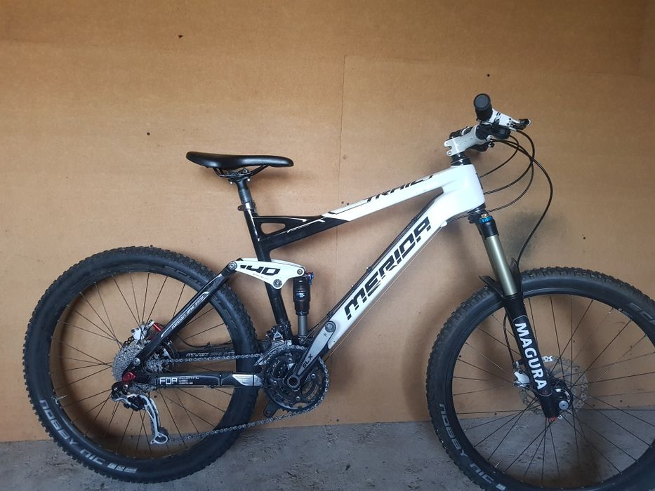 Fullsuspension Merida 26er