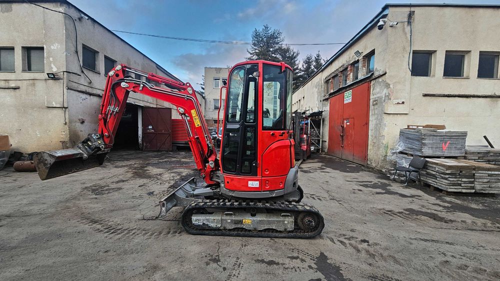 Excavator Yanmar Vio 26-6