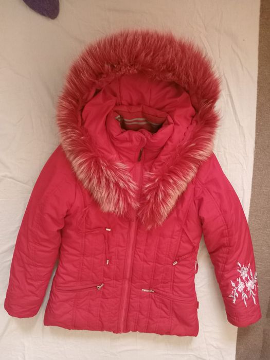 Продам курточки на 6-8 лет тёплые