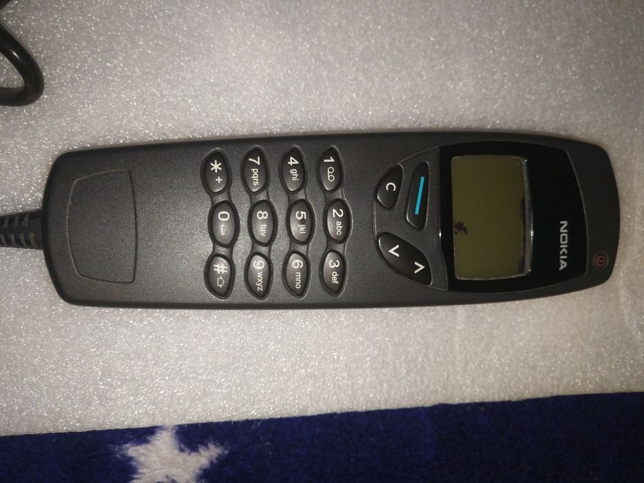 Для коллекции телефон Раритет. Nokia 6090.