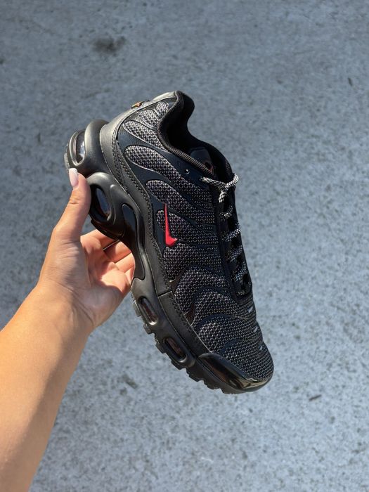 Nike Tn Chrome Red