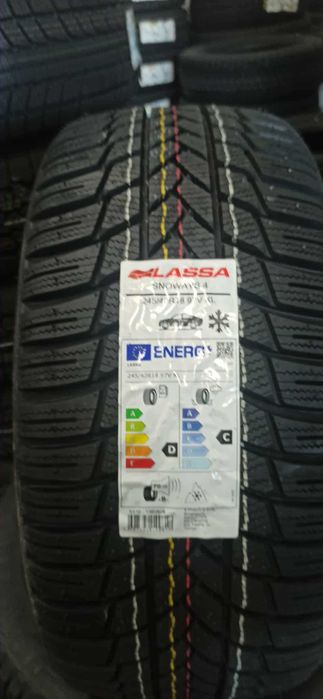 Зимни гуми 245/40/18 Lassa