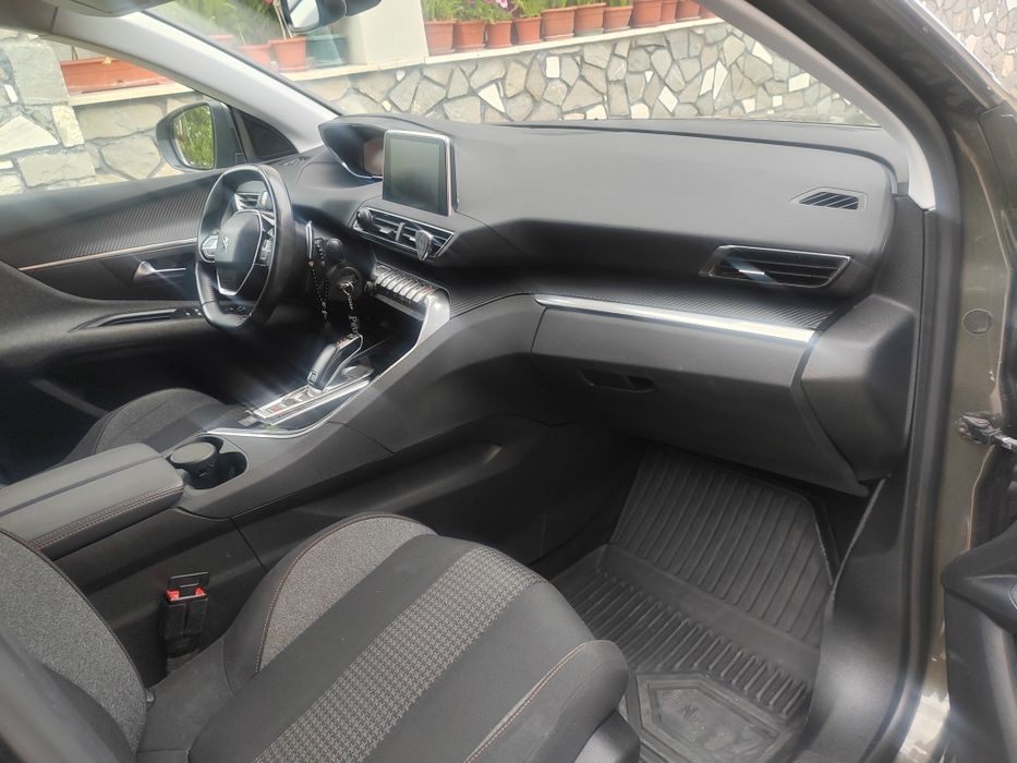 De vanzare Peugeot 3008