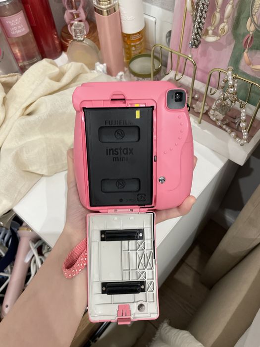 Фотоаппарат инстакс мини 9