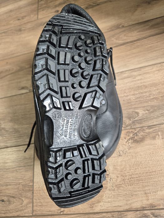 Ботинки рабочие 41 и 42 р