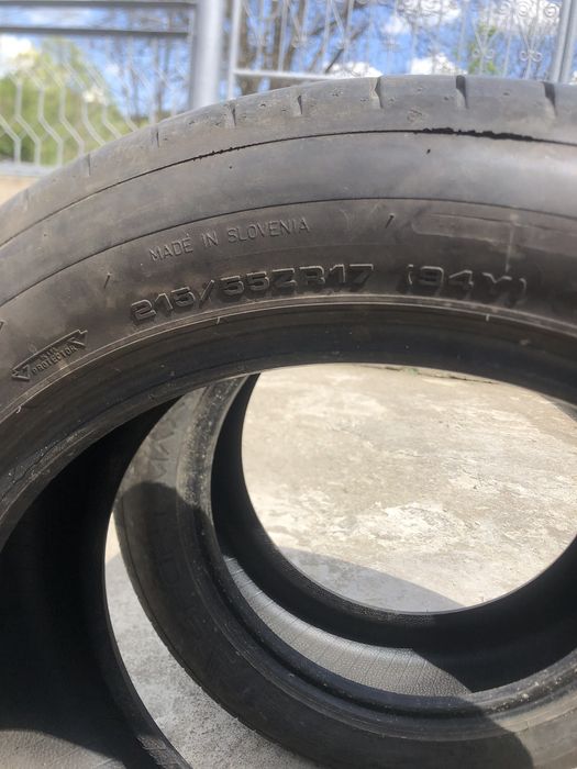Гуми 2 бр. Dunlop 215/55/17