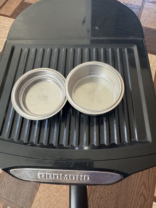 Кофеварка REDMOND