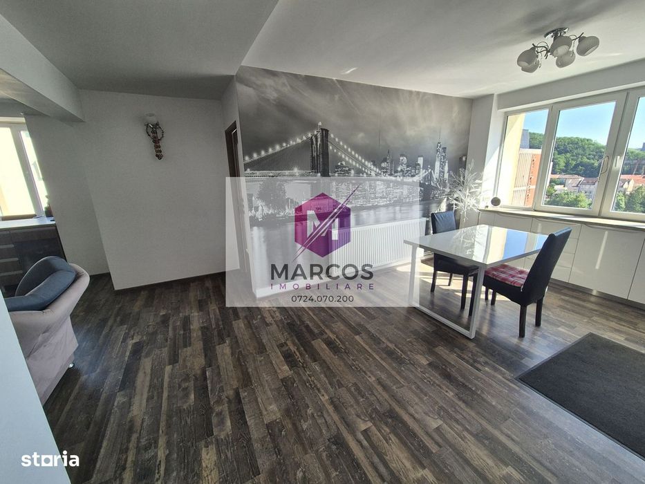 Vand apartament in centru