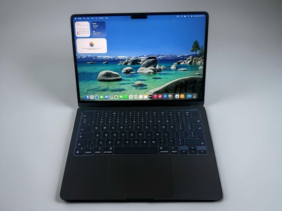KATO НОВ! Apple MacBook Air 13 M2 2022 8RAM 256GB Midnight Гаранция!