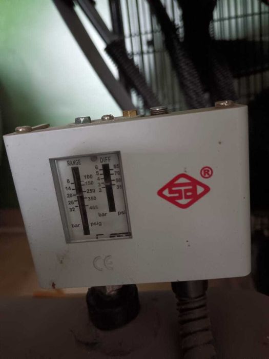 Продам компрессор