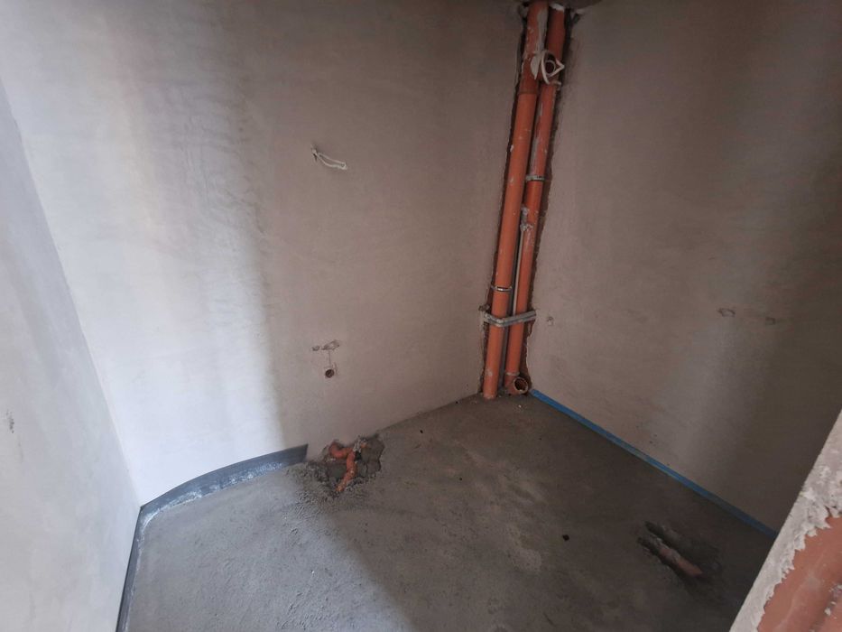 Тристаен апартамент за продажба в кв. Еленово, гр. Благоевград