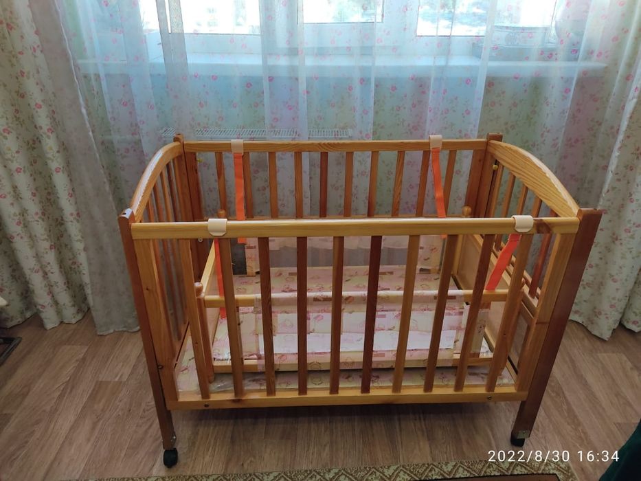 Кроватка детская