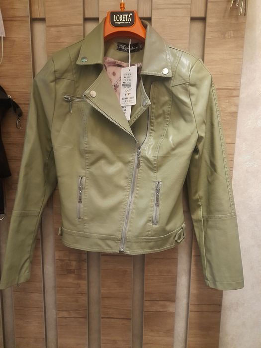 Женская кожаная куртка. Ayollar koja kurtkasi