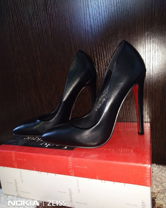 Туфли новыe. Р 35