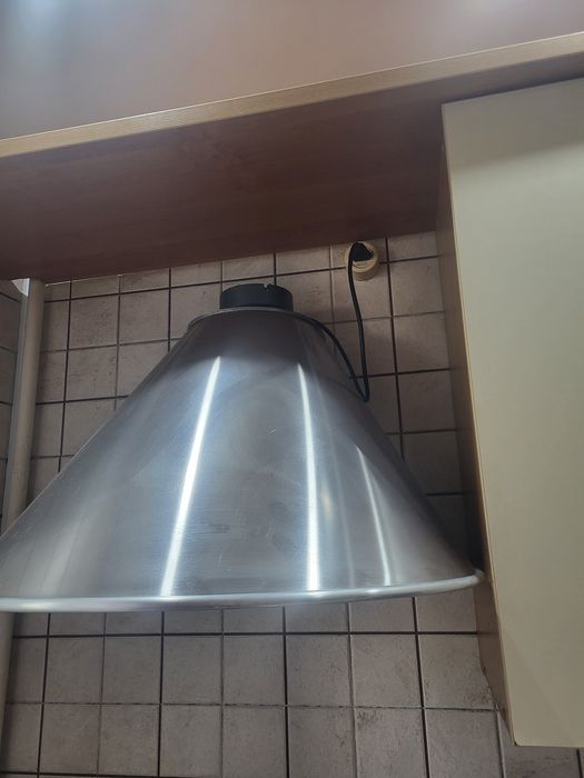 Продам вытяжку для кухни