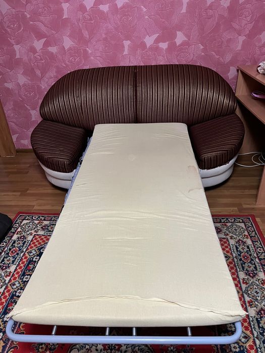 Удобный раскладной диван