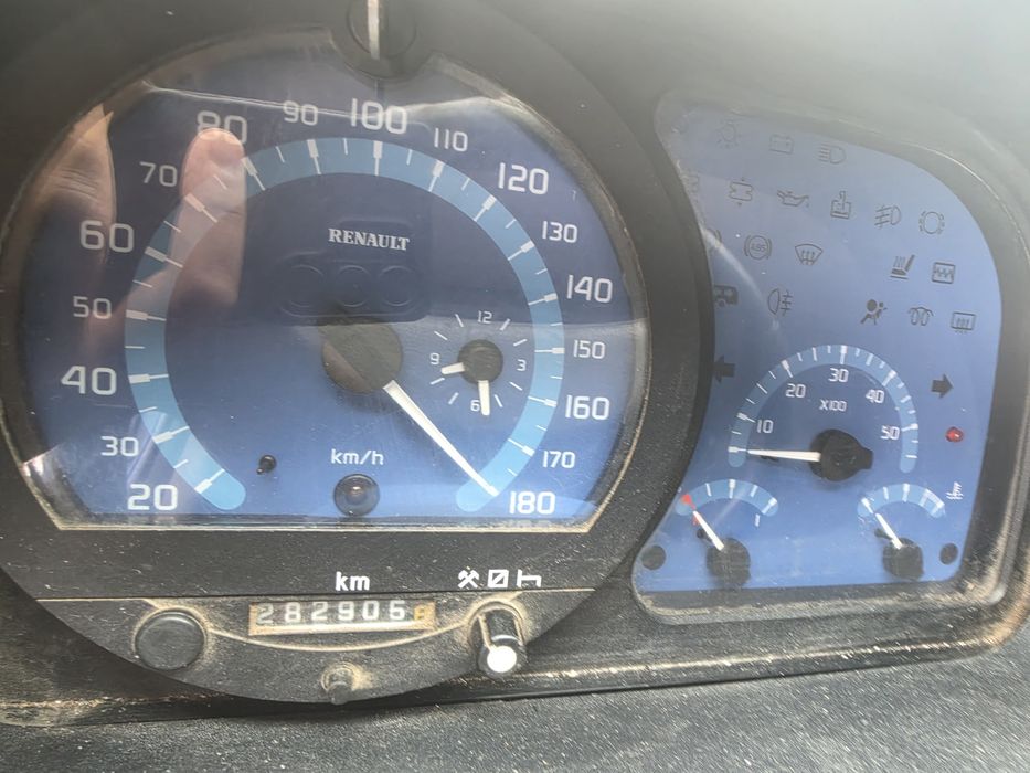 Renault Master 2.8 Diesel – 2004 – Prelată – ITP Nou