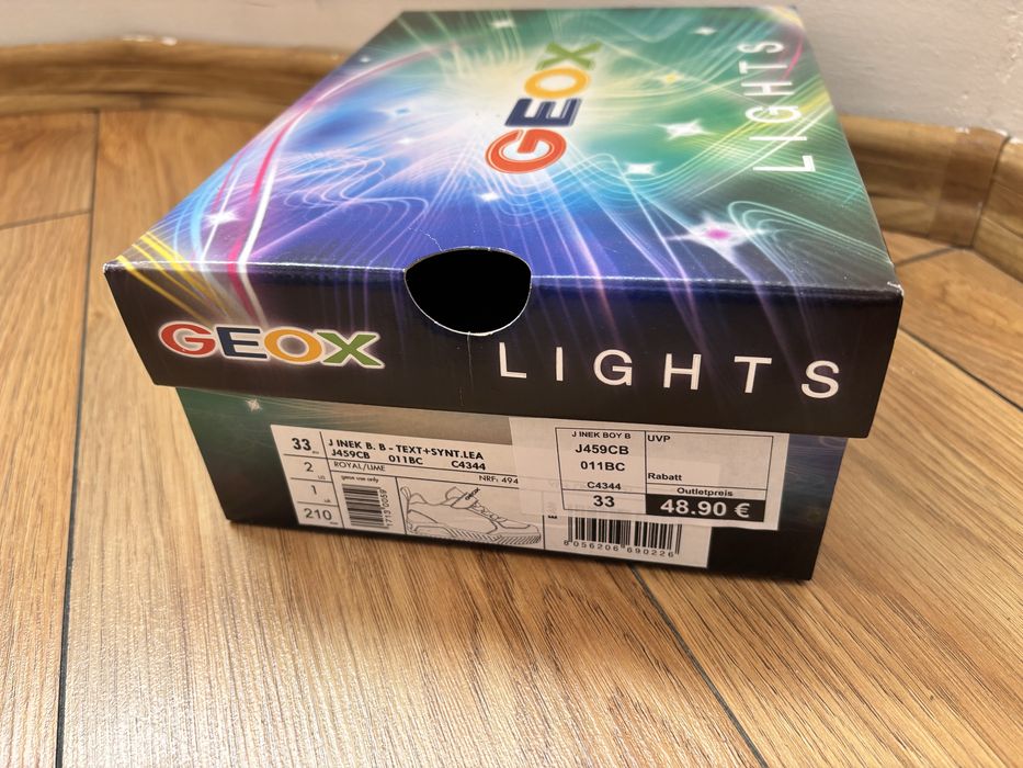 Vand adidasi Geox Lights