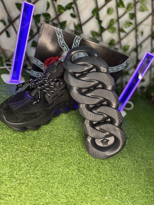 Adidasi Chain Reaction
