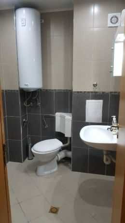 Дава се под наем Тристаен апартамент в Бургас, Изгрев - 80 кв.м за 165.75 € - Снимка #19