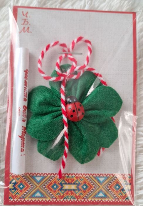 Ръчно изработени мартенички за здраве