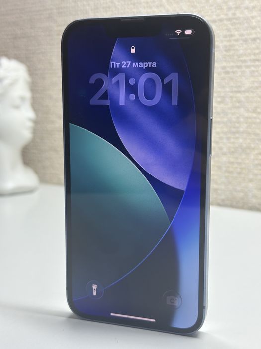 Продам Iphone 14