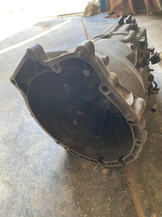 Коробка механическая Zf на Бмв е34, е36, е39 стояла на 2.5 Бмв е34