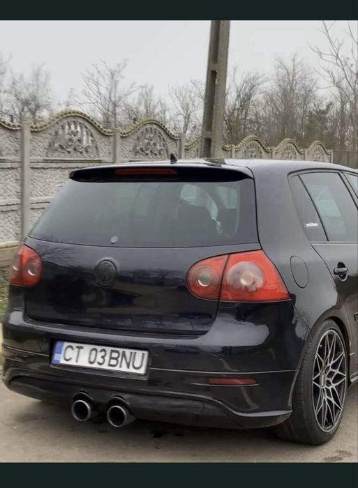 Vând/Schimb golf 5 GT
