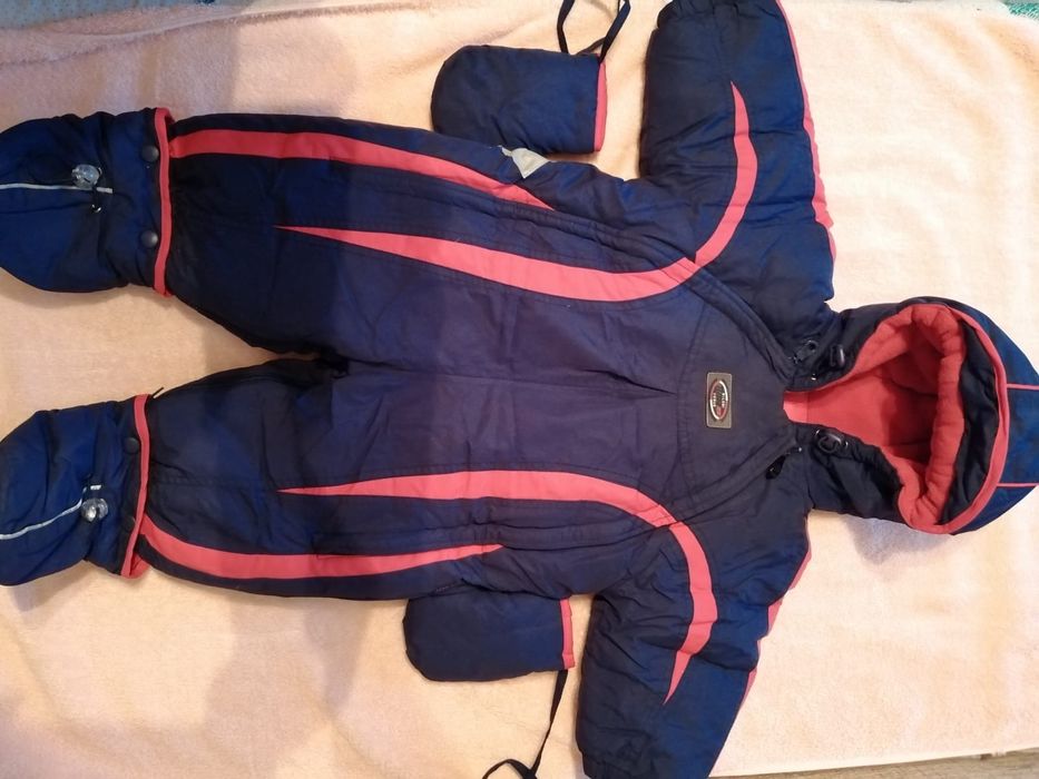 Продам комбинезон-конверт