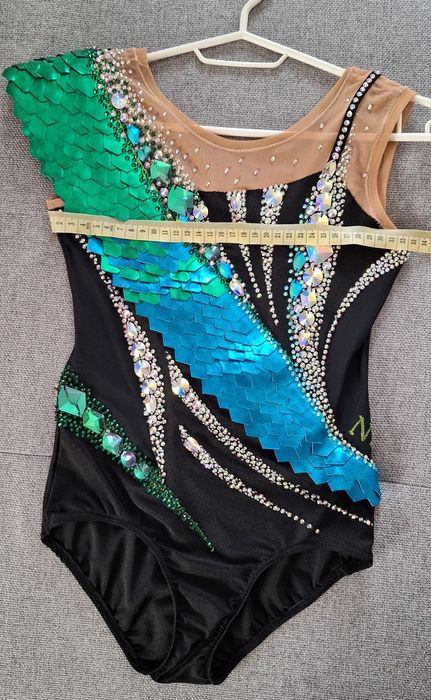 Трико за художествена гимнастика