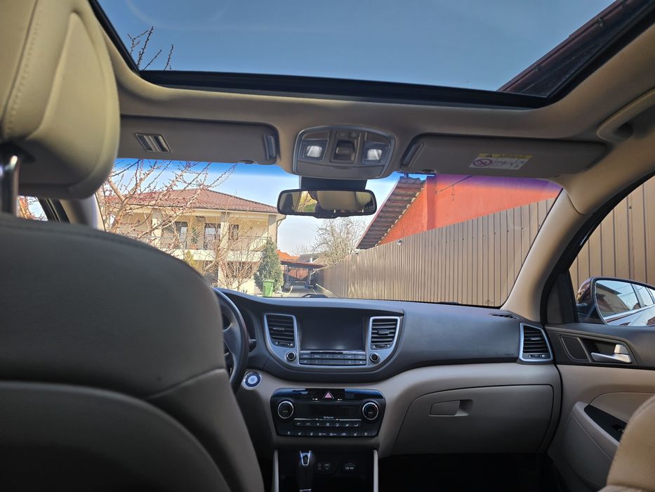 Hyundai Tucson 107.000 km,  Diesel, 185 CP,  Automata, Luxury Pack