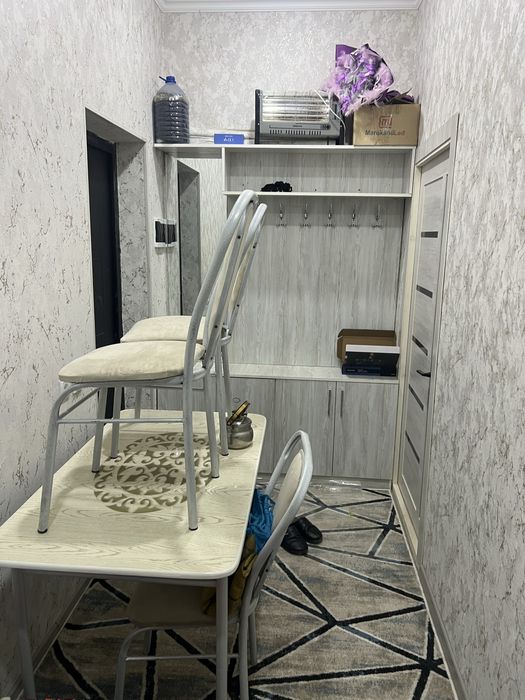 1 xonali kv sotiladi