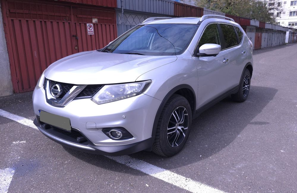Vand Nissan X-Trail T32 130CP 4x4 5 locuri