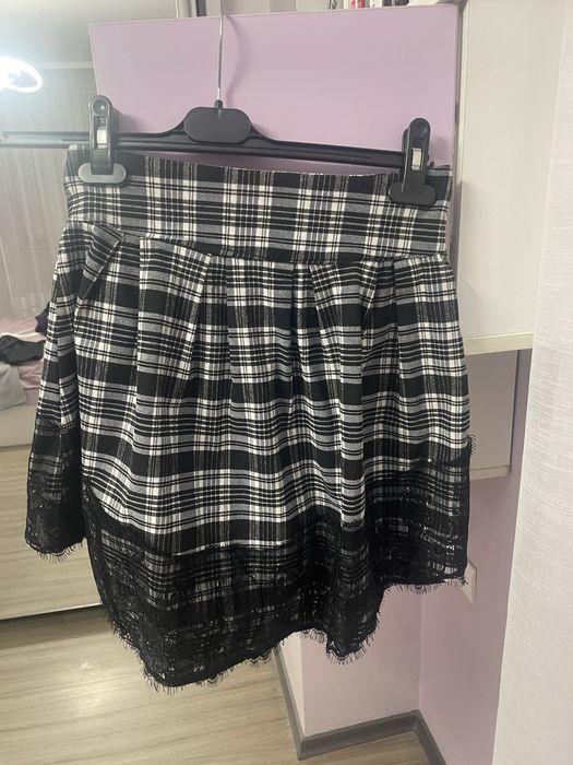 Къса пола на каре