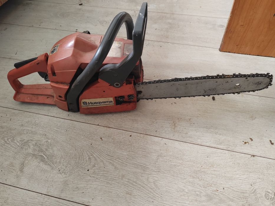 Vând urgent Husqvarna137